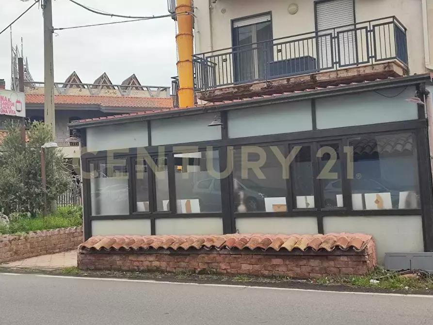 Immagine 4 di Locale commerciale in affitto  in Via Siculo Orientale 488 a Catania