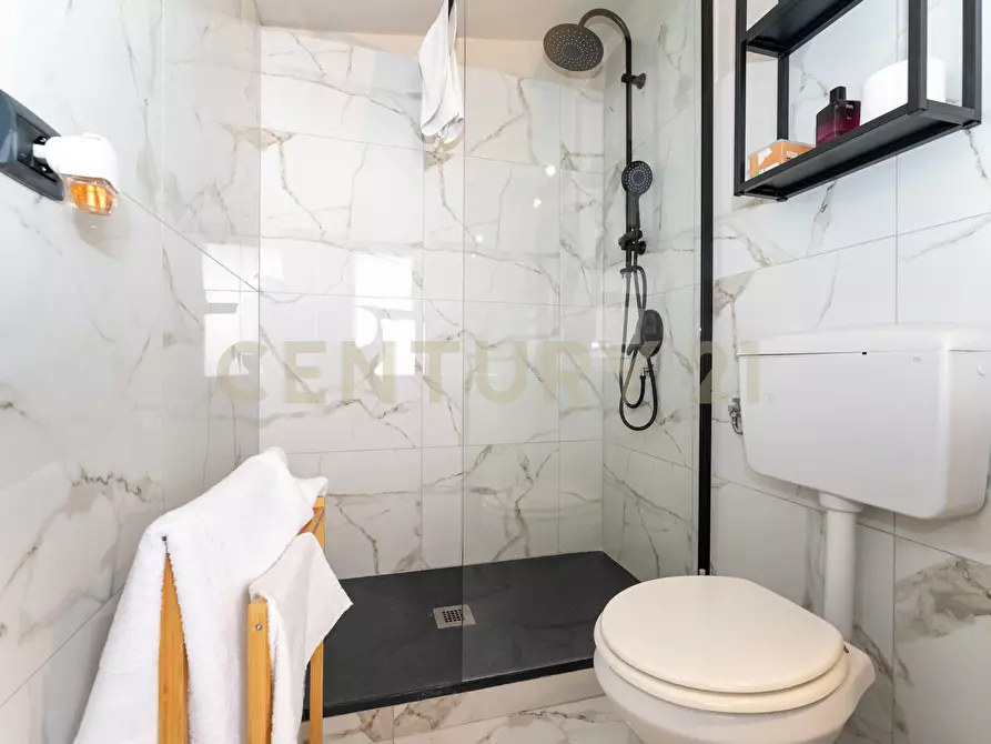 Immagine 29 di Casa indipendente in vendita  in Via San Damiano 21 a Catania