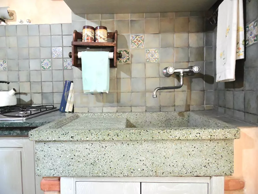 Immagine 5 di Bilocale in vendita  in Via Pinelli 9 a Abbadia San Salvatore