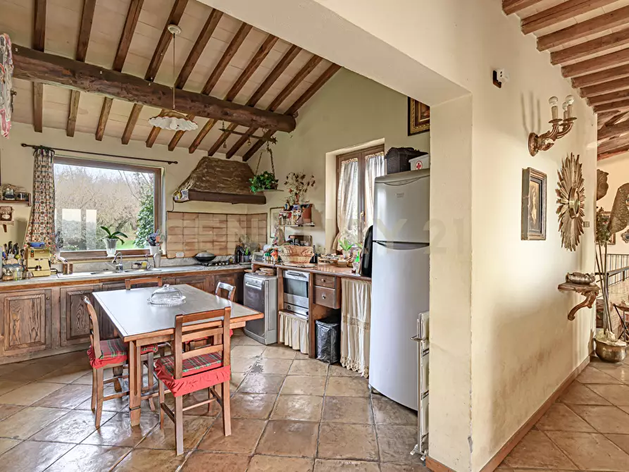 Immagine 52 di Villa in vendita  in Località Campo Rotondo snc a Capranica