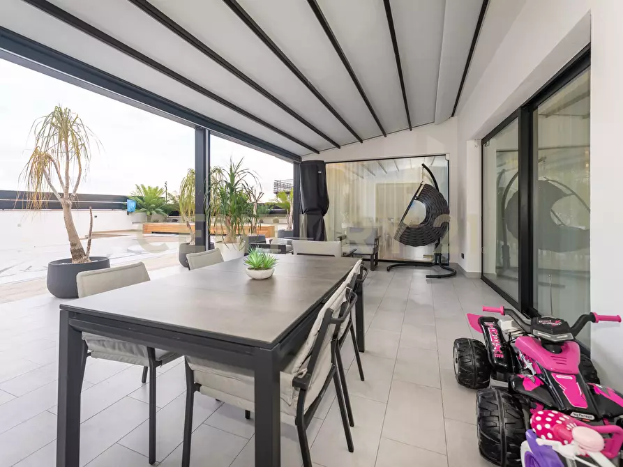 Immagine 26 di Villa in vendita  in Via Sant' Andrea 8 a Catania