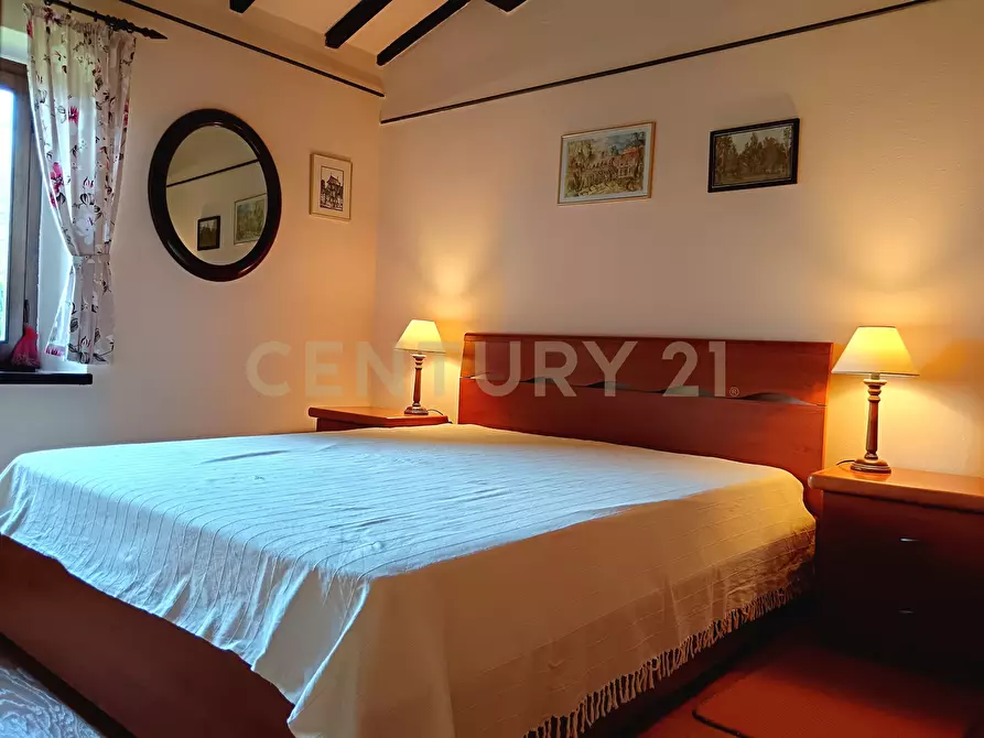 Immagine 37 di Villa in vendita  in Via Case Raspini 2 a Santa Fiora