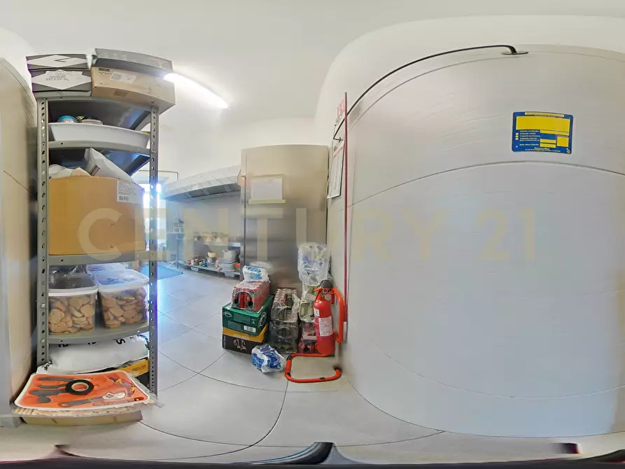 Immagine 52 di Pizzeria / Pub in vendita  in Viale Vittorio Veneto 7a a Catania