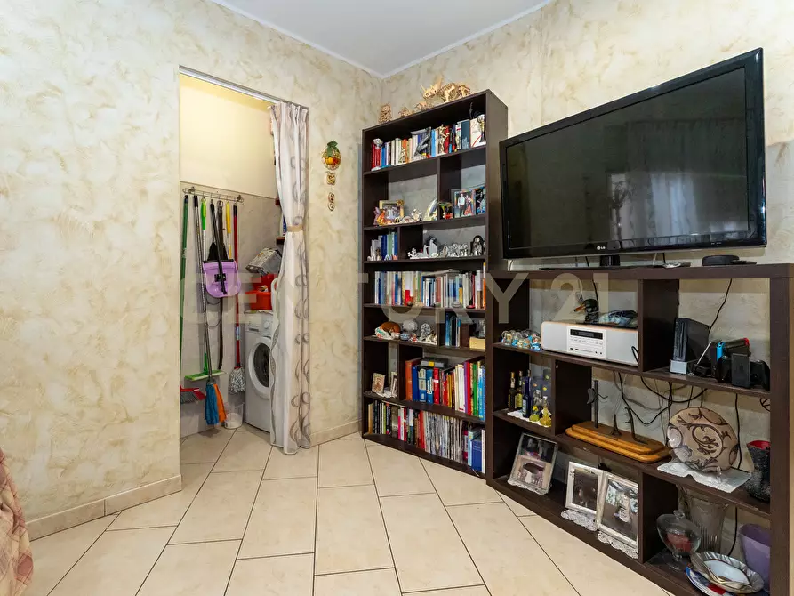 Immagine 22 di Trilocale in vendita  in Via degli Agrumi 139 a Catania