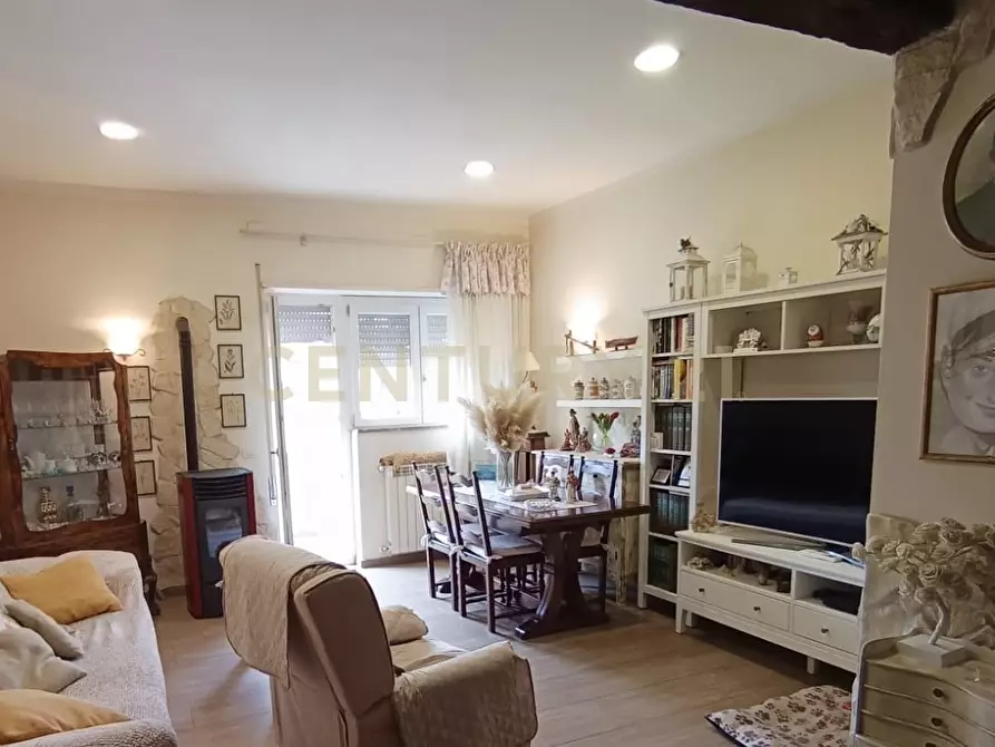 Immagine 2 di Pentalocale in vendita  in Piazza Giovanni XXIII' a Monte Argentario