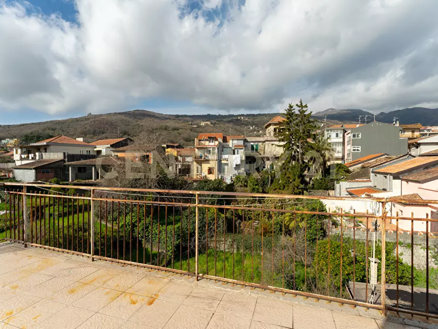 Immagine 24 di Attico in vendita  in via guglielmo marconi 26 a Zafferana Etnea