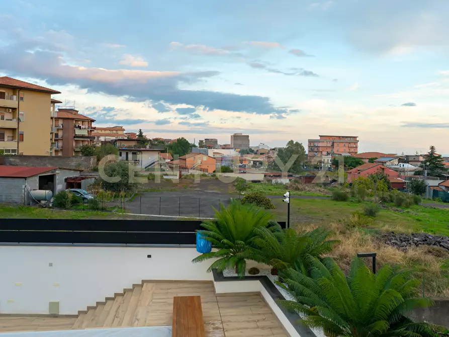 Immagine 110 di Villa in vendita  in Via Sant' Andrea 8 a Catania