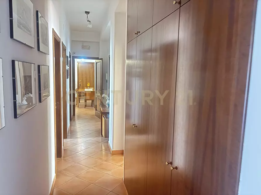 Immagine 12 di Pentalocale in vendita  in Via Acquedotto Greco 181 a Catania