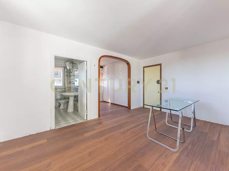 Immagine 32 di Attico in vendita  in Via Francesco Borgatti 18 a Roma