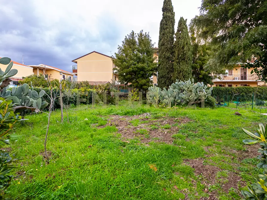 Immagine 47 di Casa bifamiliare in affitto  in VIA ETNEA 168 a Tremestieri Etneo