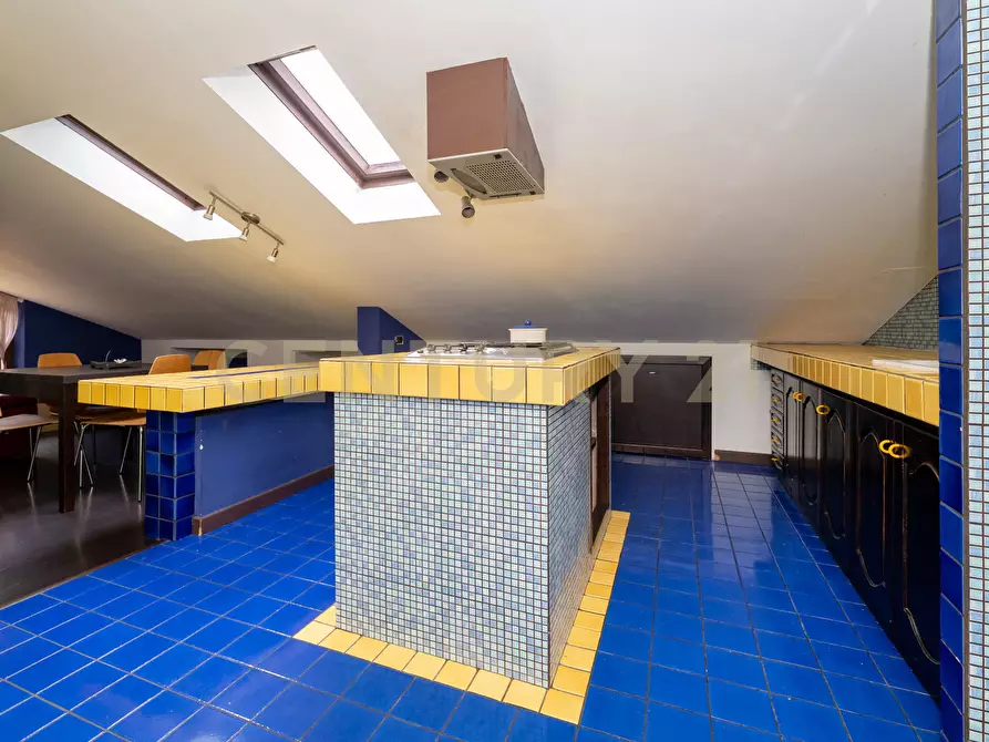 Immagine 25 di Trilocale in vendita  in Via Antonio Gramsci 23 a Gravina Di Catania