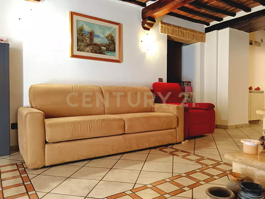 Immagine 31 di Terratetto in vendita  in Via Moglio 56 a Montalcino