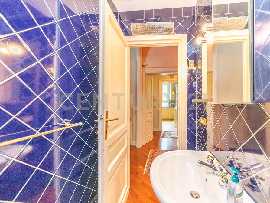 Immagine 39 di Pentalocale in affitto  in Via Tronto 18 a Roma