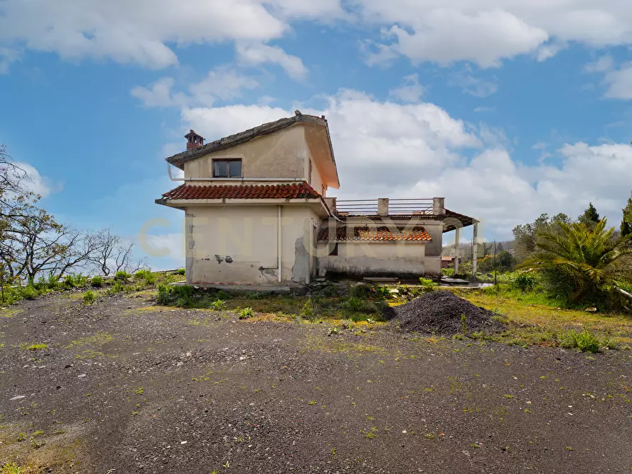 Immagine 6 di Villa in vendita  in SP155 82 a Mascali