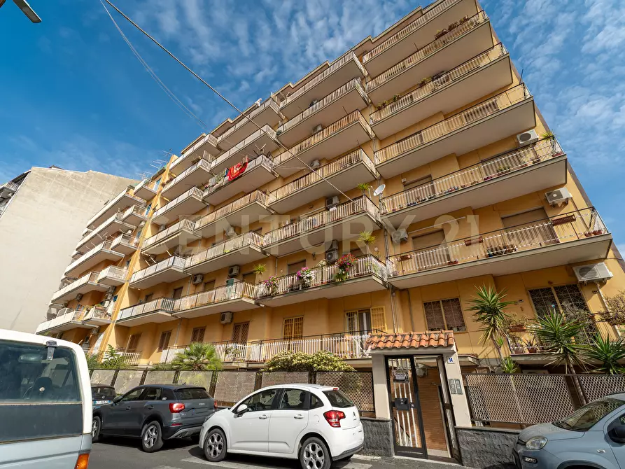 Immagine 8 di Attico in vendita  in Viale Mario Rapisardi 353 a Catania