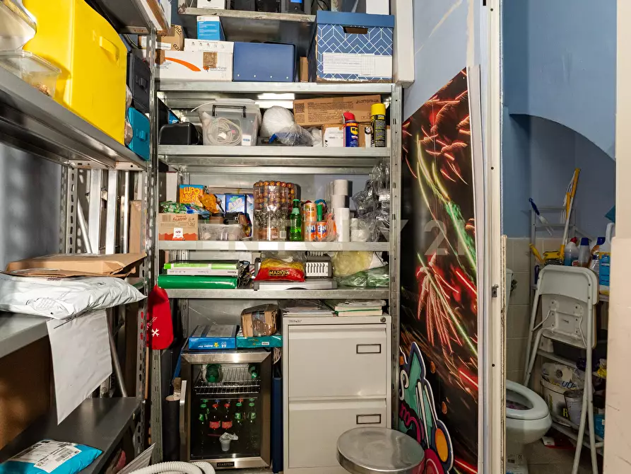 Immagine 23 di Tabaccheria in vendita  in Piazza Grande 11 a Catania