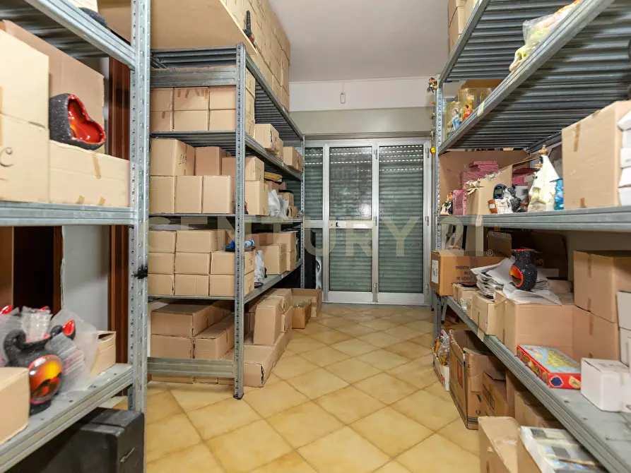 Immagine 18 di Locale commerciale in vendita  in Via Antonio Gramsci 3434 a Fiumefreddo Di Sicilia