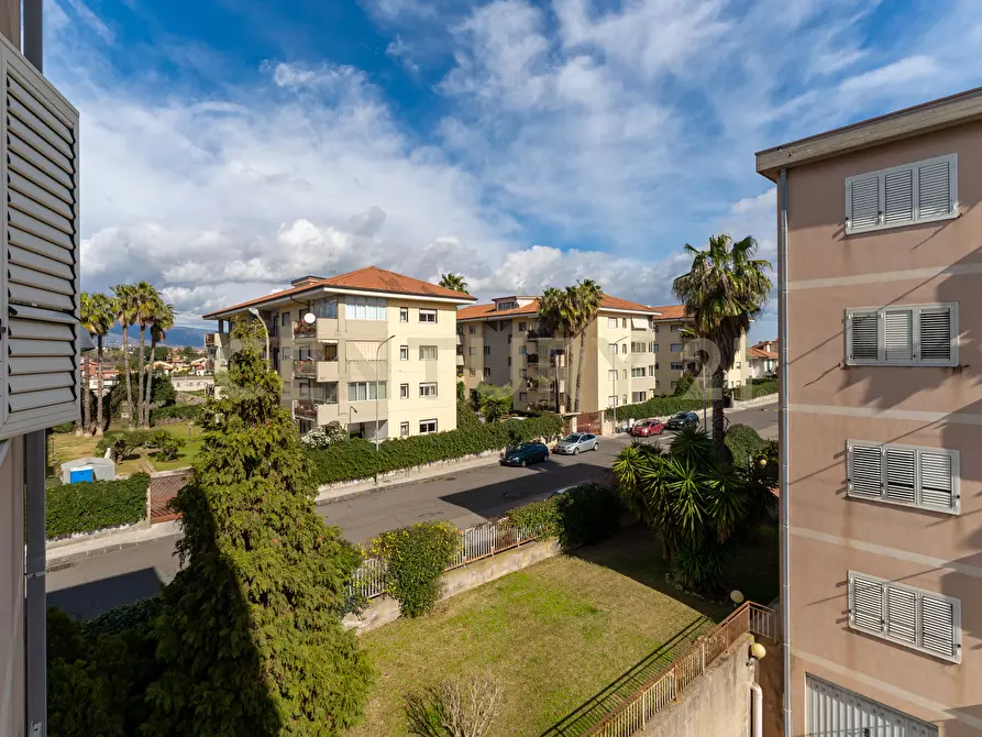 Immagine 23 di Pentalocale in vendita  in Via Nino Martoglio 13 a Valverde