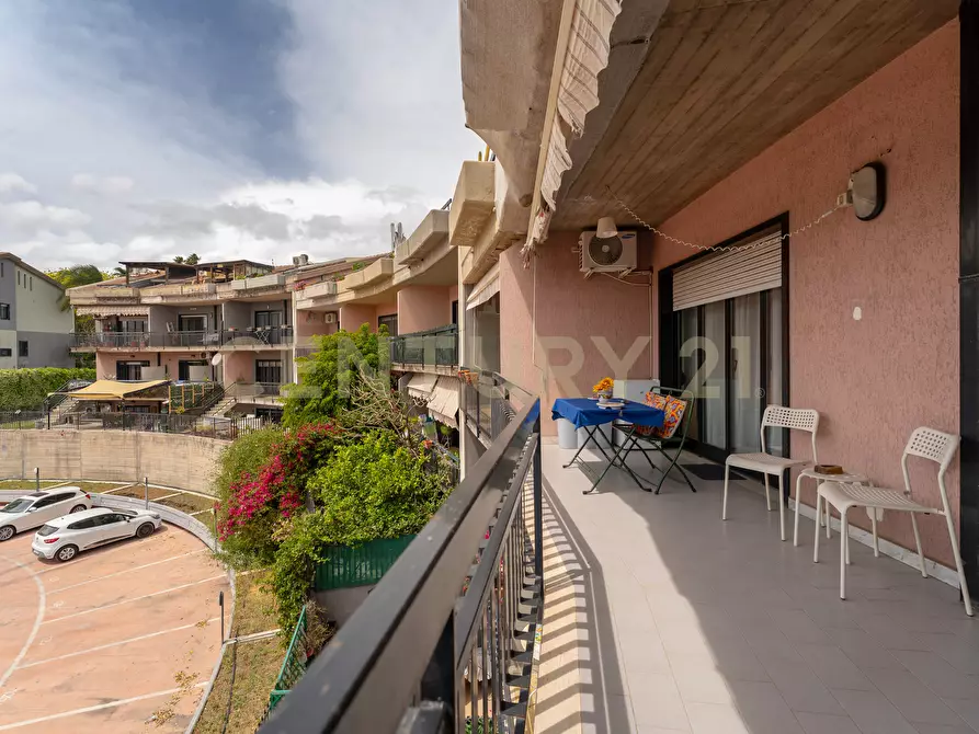 Immagine 61 di Quadrilocale in vendita  in Viale Giuseppe Lainò 7 a Catania