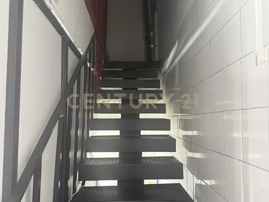Immagine 10 di Attività commerciale in vendita  in Via Vittorio Emanuele II 218 a Catania