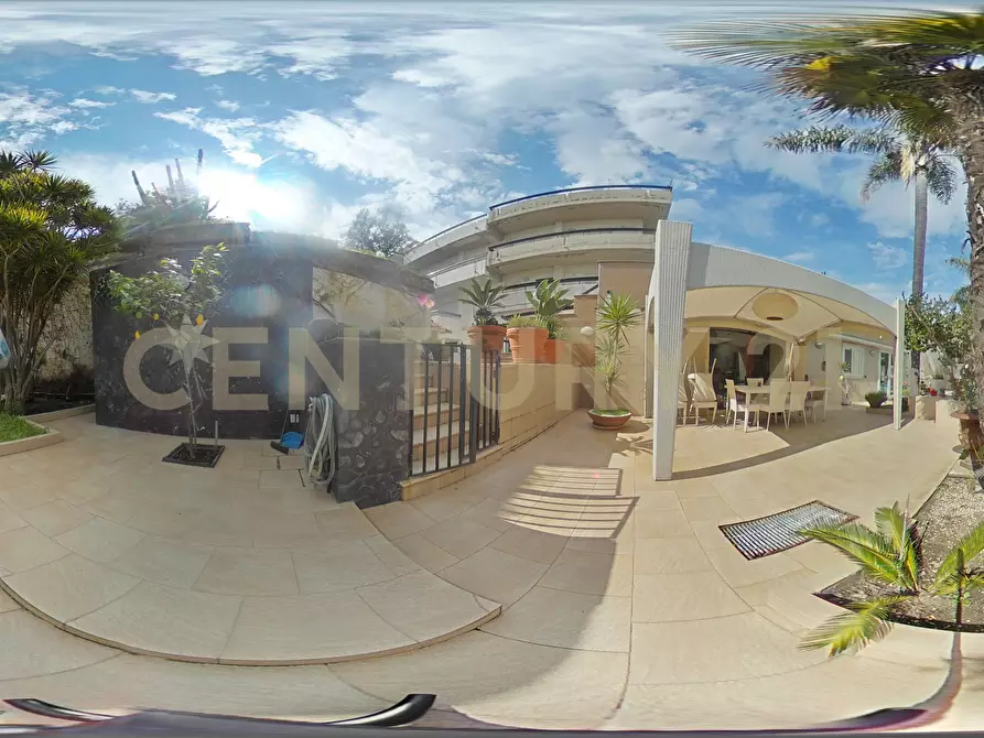 Immagine 104 di Villa in vendita  in Via G. Pezzana 11 a Aci Castello