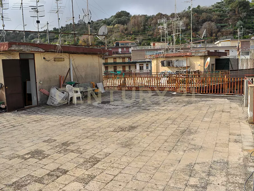 Immagine 26 di Appartamento in vendita  in Viale delle Olimpiadi 11 a Aci Catena