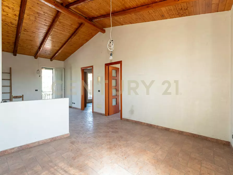 Immagine 55 di Palazzo in vendita  in Via Sebastiano Catania 284 a Catania