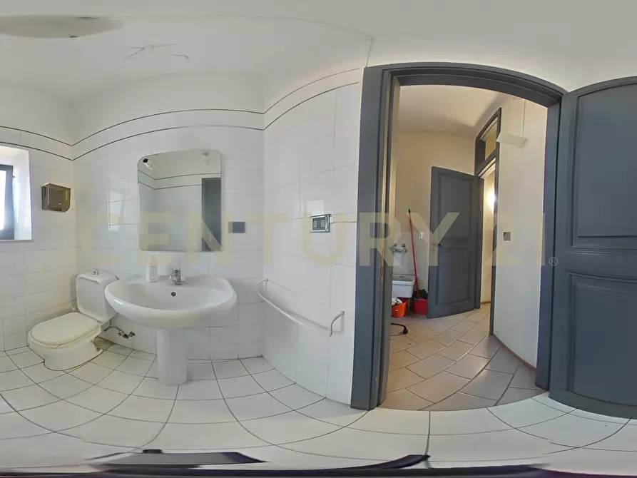 Immagine 62 di Ufficio in vendita  in Stradale Cravone 3 a Catania