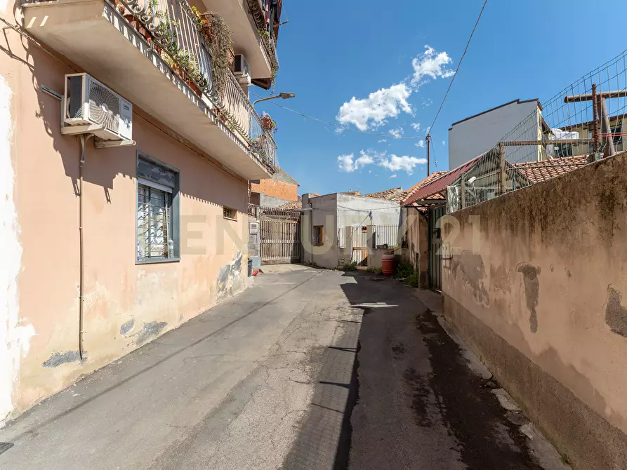 Immagine 10 di Casa indipendente in vendita  in Via San Martino 10 a Camporotondo Etneo