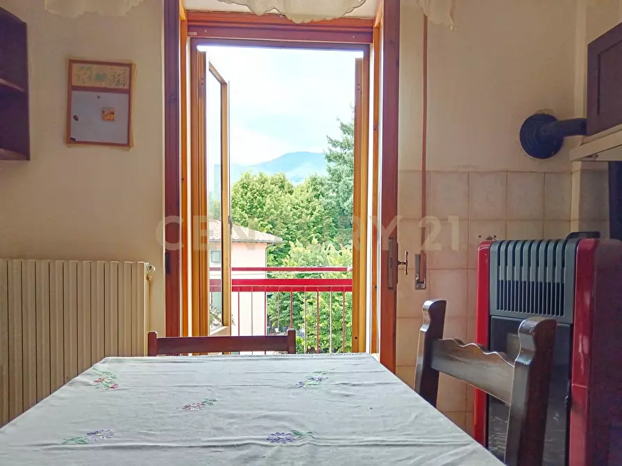 Immagine 6 di Quadrilocale in vendita  in Piazza Fratelli Cervi 10 a Abbadia San Salvatore