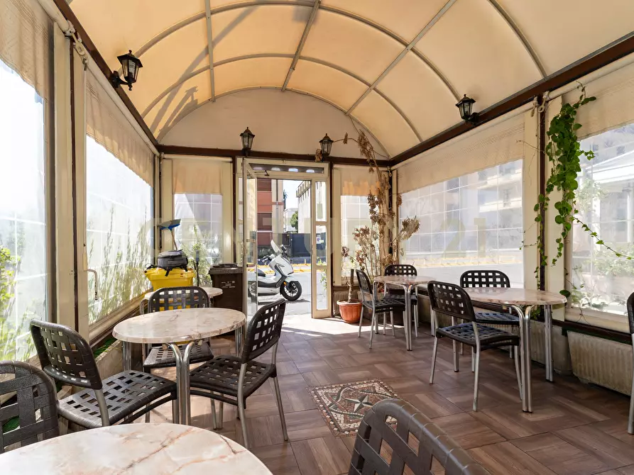 Immagine 5 di Bar / Ristorante in vendita  in Via Milo 10 a Catania