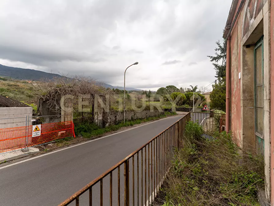 Immagine 107 di Casa indipendente in vendita  in Via Armando Diaz 262 a Zafferana Etnea