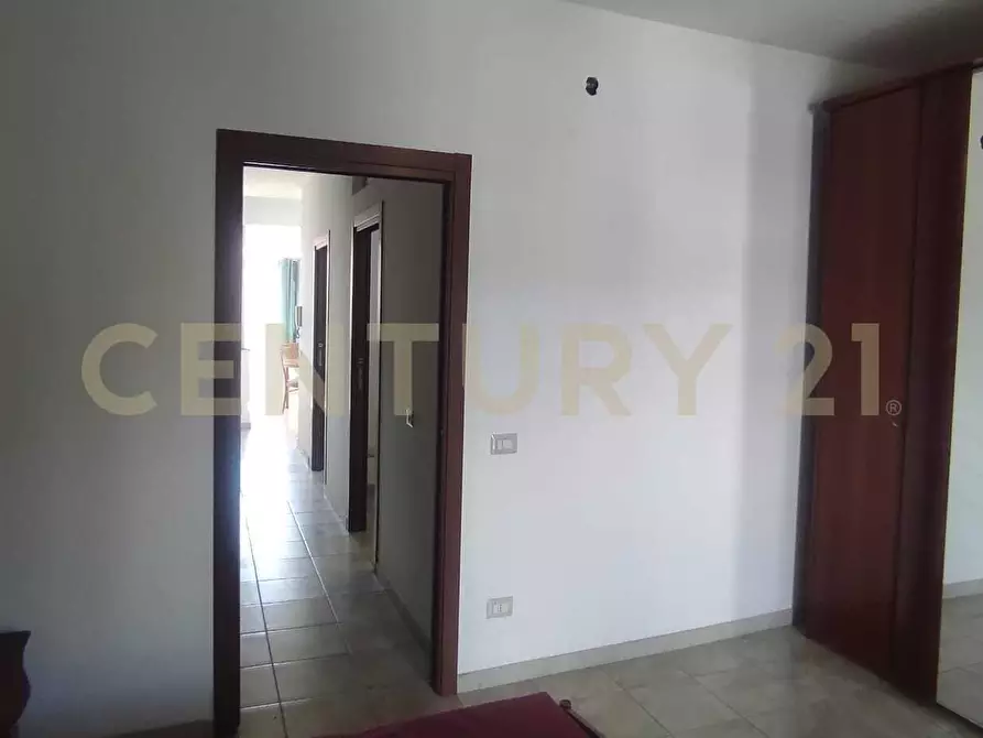 Immagine 26 di Bilocale in vendita  in Via Luigi Settembrini 2 a Giarre