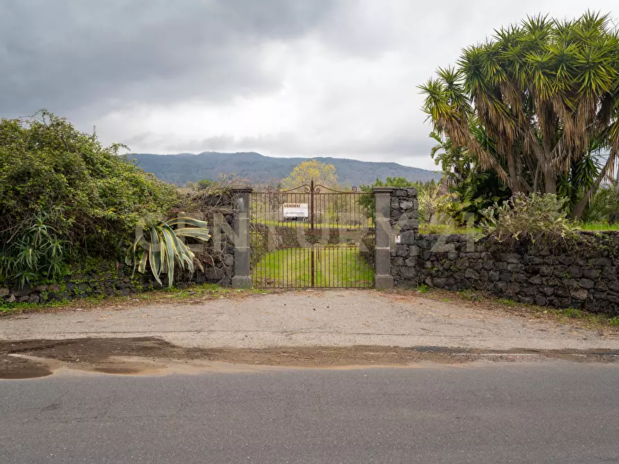 Immagine 6 di Casa indipendente in vendita  in Via Armando Diaz 83 a Zafferana Etnea