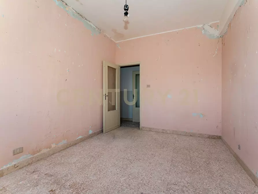 Immagine 53 di Pentalocale in vendita  in Piazza Spedini 8 a Catania