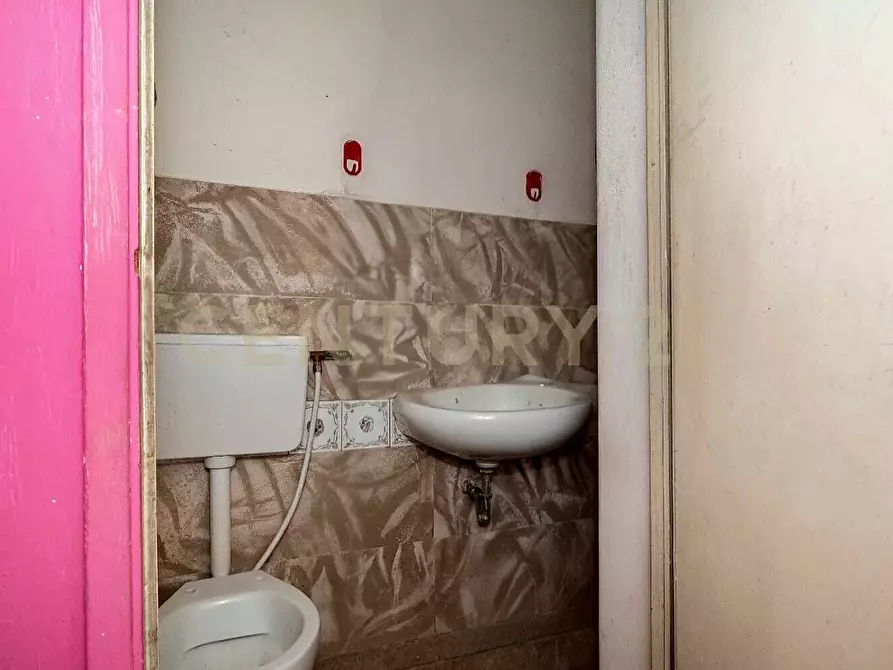 Immagine 15 di Bar / Ristorante in vendita  in Via Padova 120 a Catania