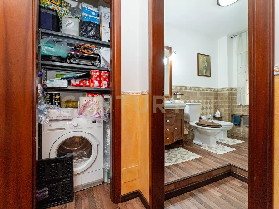 Immagine 31 di Appartamento in vendita  in Via Giordano Bruno a Misterbianco