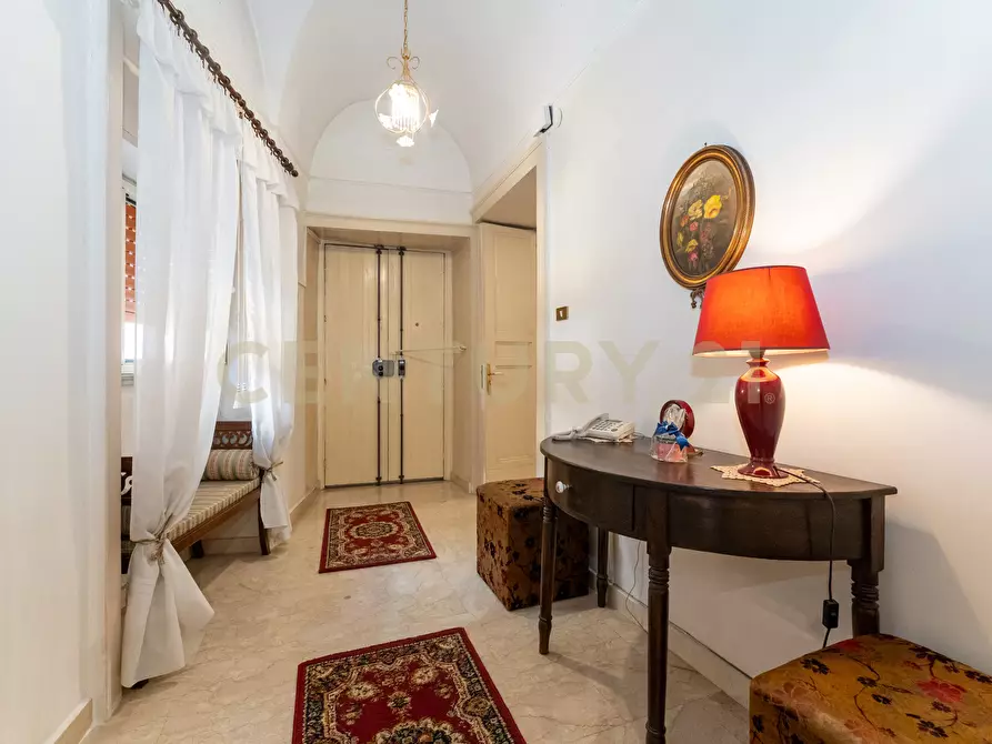 Immagine 10 di Pentalocale in vendita  in Via Antonino di Sangiuliano 185 a Catania