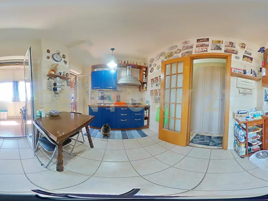 Immagine 48 di Quadrilocale in vendita  in Corso dei Mille 54 a Catania