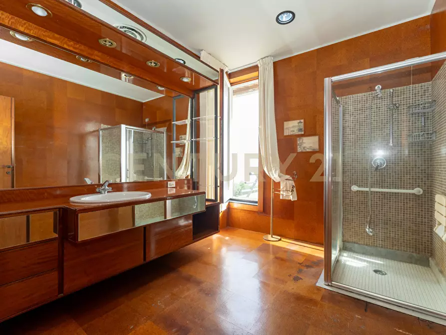 Immagine 53 di Villa in vendita  in Via dei Maceratoi 4 a Acireale