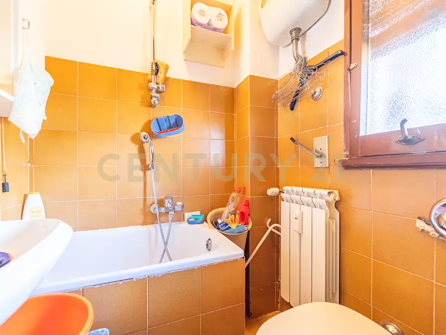 Immagine 30 di Attico in vendita  in Viale Cortina d'Ampezzo 199 a Roma