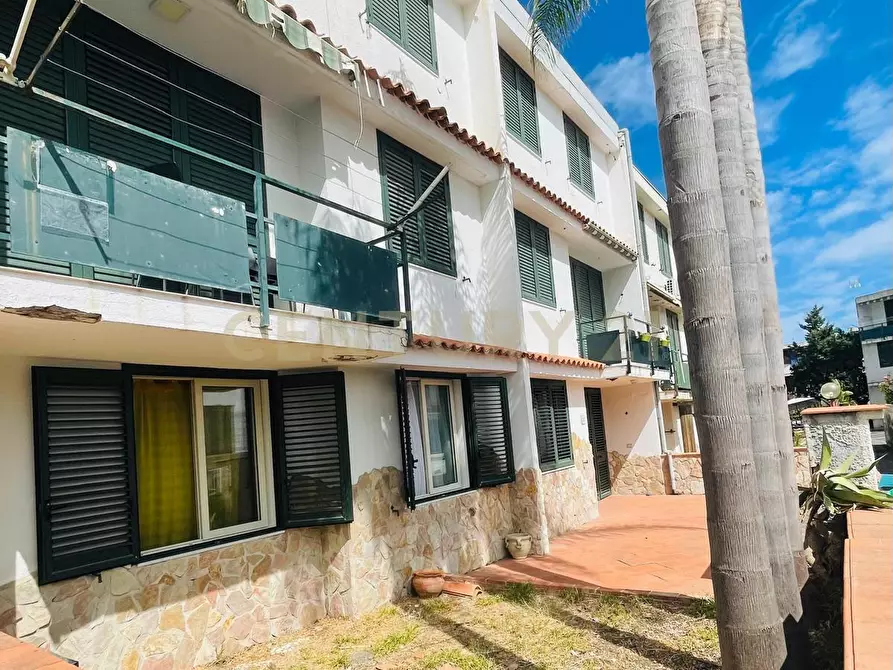 Immagine 22 di Quadrilocale in vendita  in Costa Saracena snc a Augusta