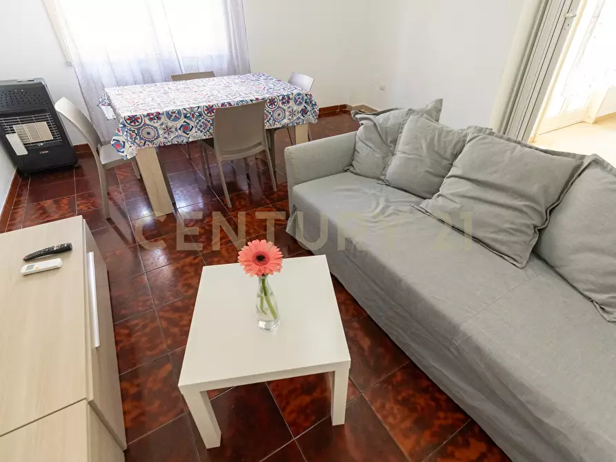 Immagine 30 di Trilocale in vendita  in Via Consolare Valeria 9797 a Sant'alessio Siculo