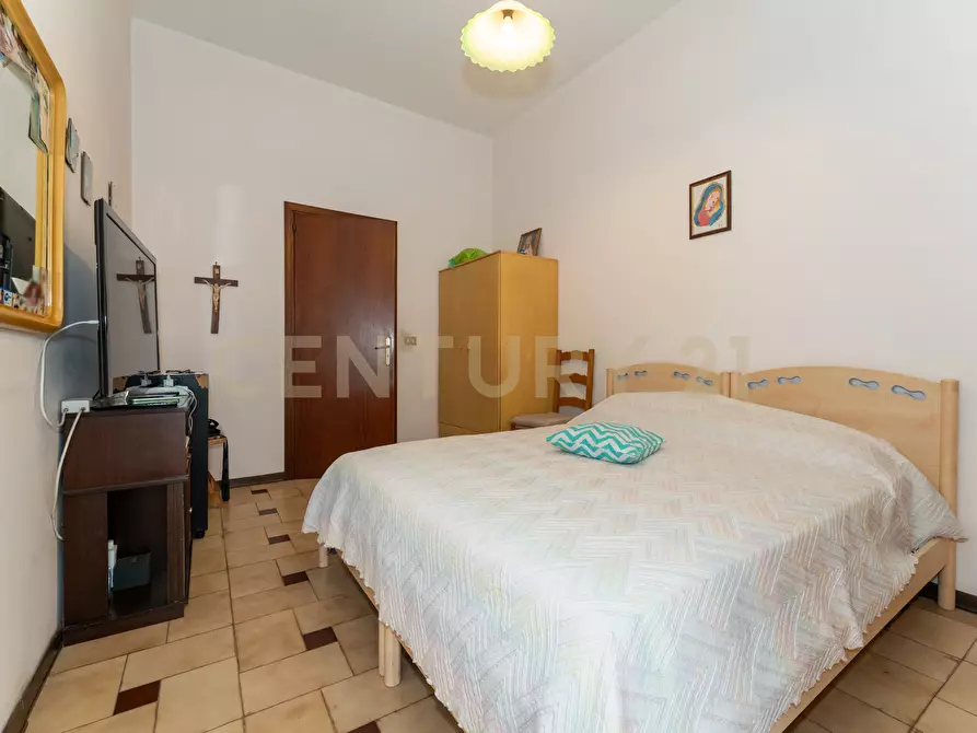 Immagine 15 di Pentalocale in vendita  in Via Sottotenente Cantone 30 a Mascalucia