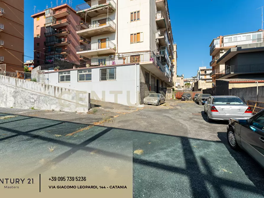 Immagine 6 di Locale commerciale in vendita  in Via Antonio Prestinenza 7 a Catania