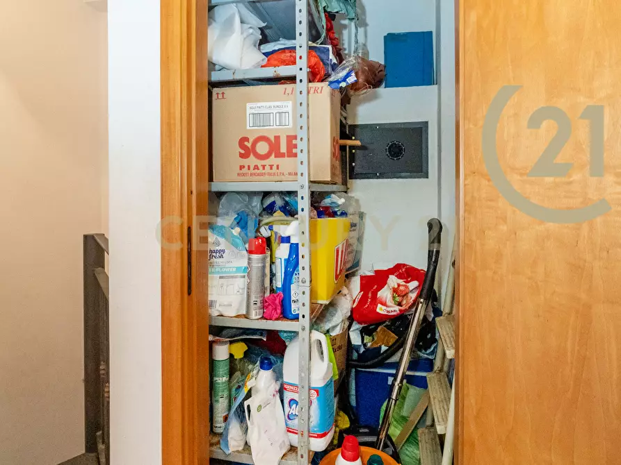 Immagine 20 di Trilocale in vendita  in Via Giuseppe Verdi 40 a Roccalumera