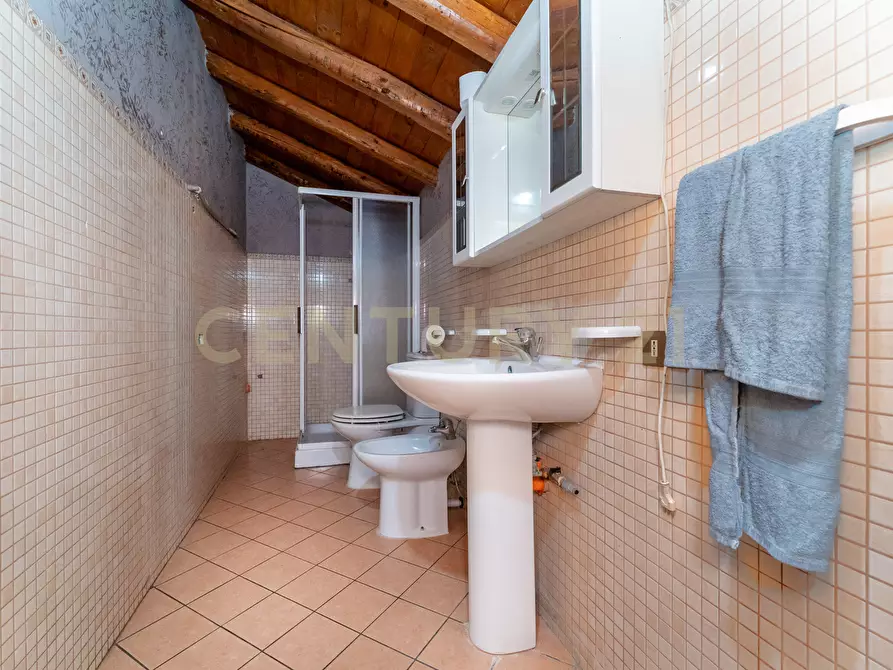 Immagine 73 di Palazzo in vendita  in Via Monte Calvario 56 a Biancavilla