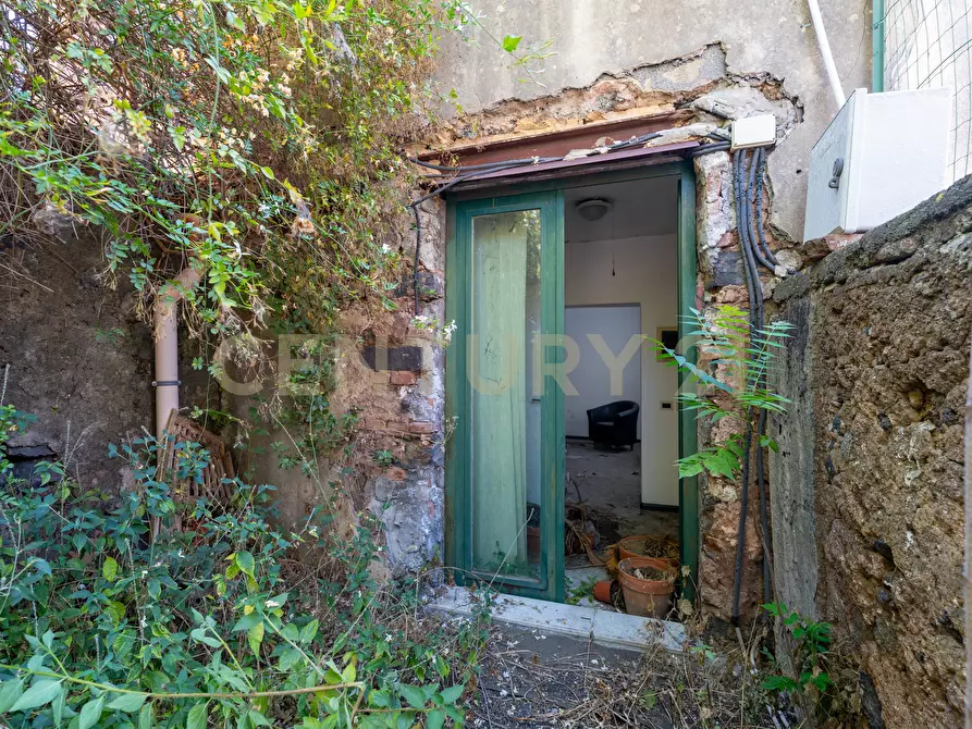 Immagine 43 di Villa in vendita  in Via Galermo 152 a Catania