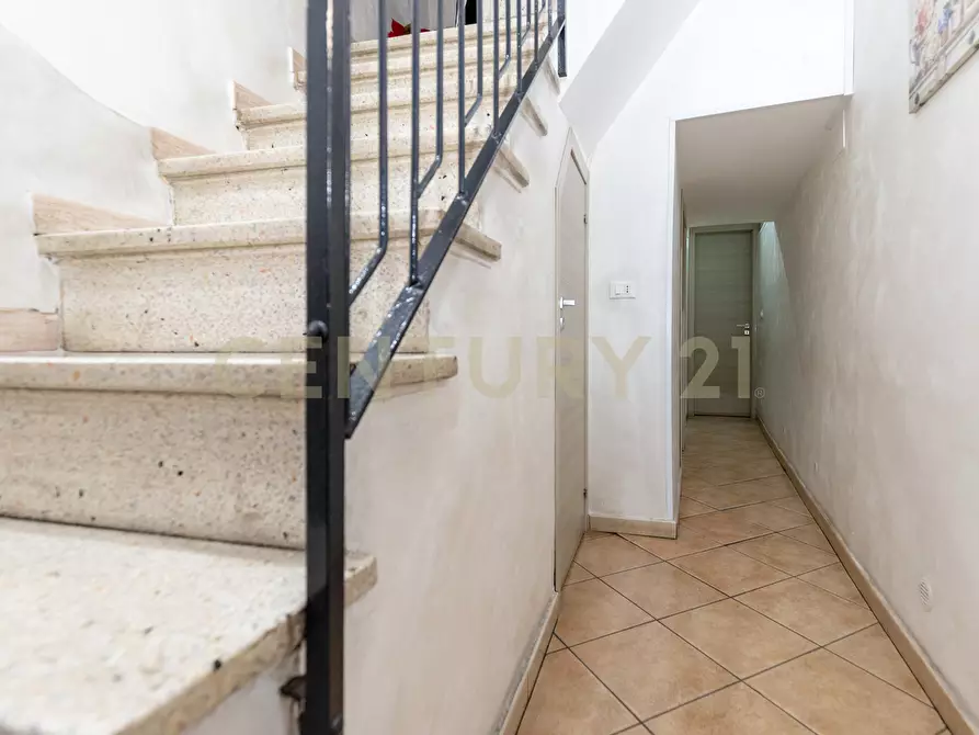 Immagine 6 di Casa indipendente in vendita  in Via Carnazza 1 a Adrano