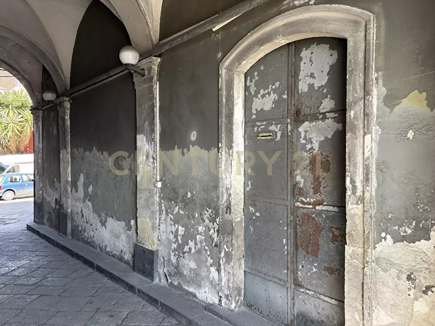 Immagine 9 di Locale commerciale in vendita  in Via 6 Aprile 61 a Catania